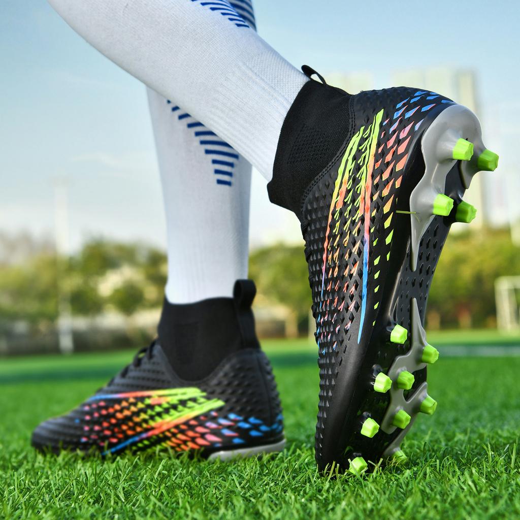Men's Football Boots Casual Soccer Shoes Adults Professional High Quality Soccer Teenager Anti-slip Outdoor Sports Sneakers New
