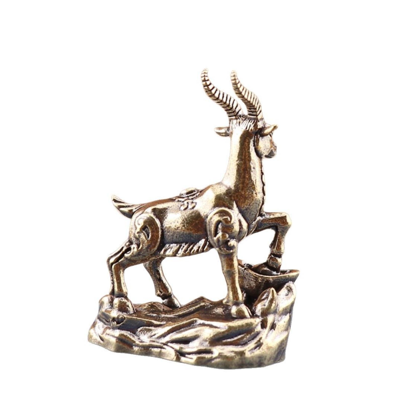

Brass Yuanbao Antelope Chinese Figurine Tea Table Desktop Creative Decorative Brass Symbolic Desk Ornament One Size жовтий