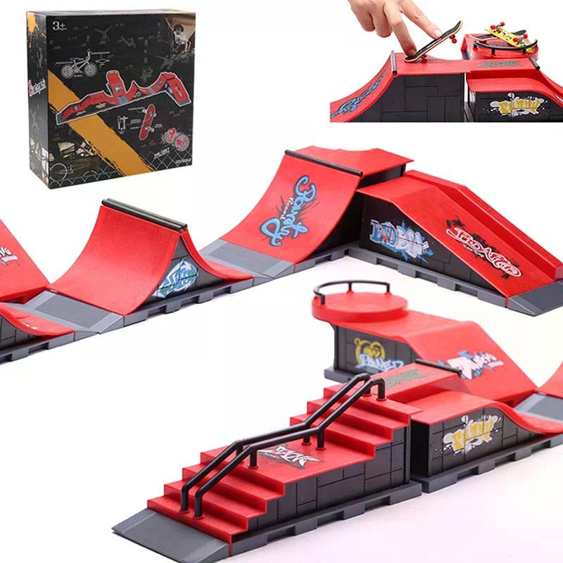 Exciting Miniature Fingertip Skateboard Set for Kids, Finger Sport Game with Ramp Scene Props.