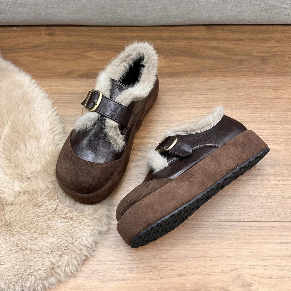 Neues Design Warme Baumwolle Damen Plateau Flats Mode Gürtelschnalle Partyschuhe Herbst Winter Damen Komfort Slipper Fellschuhe