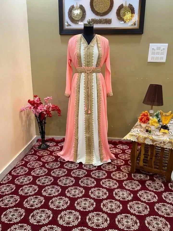 

Исламское Дубайское кафтановое платье Абая Стильное длинное марокканское платье Фараша ручной работы FREE SIZE персиковый/белый