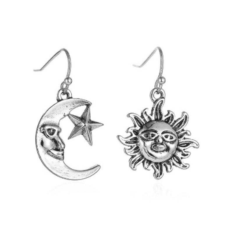 Cercei minimalisti Sun Moon cu personalitate asimetrică și cercei în stil abstract Cercei scurti Hollow Star Moon