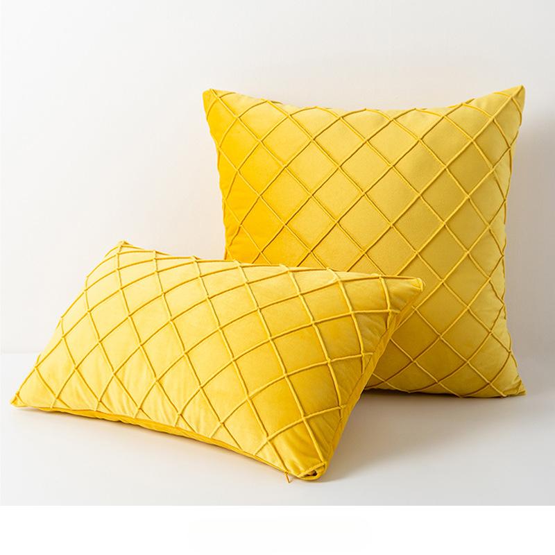 Pack of 2 Velvet Plaid Throw Pillows Sofa Decorative Pillow Covers Soft Solid Cushion Case for Bedroom Car Outdoors