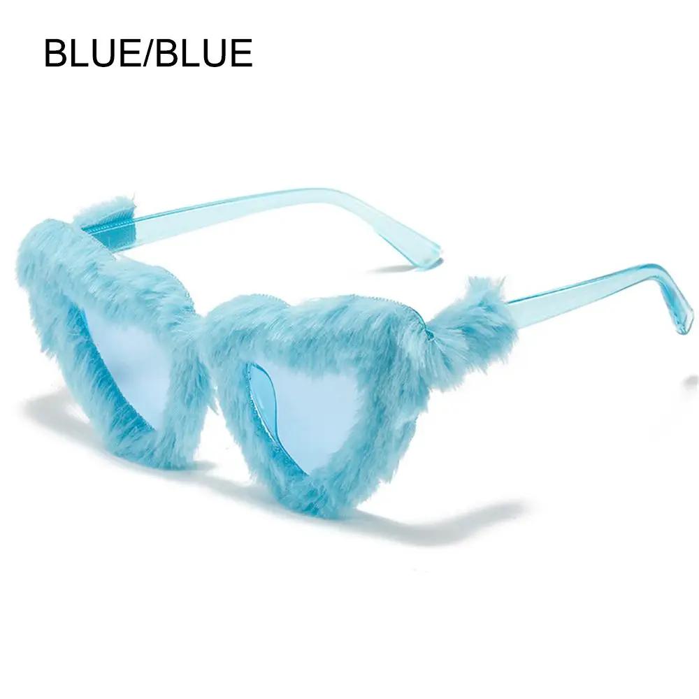 

Retro Fashion Love Heart Sunglasses Clout Goggle Women Decor Sunglasses Eyewear Ladies Shades Heart-Shaped Sunglasses As Shown