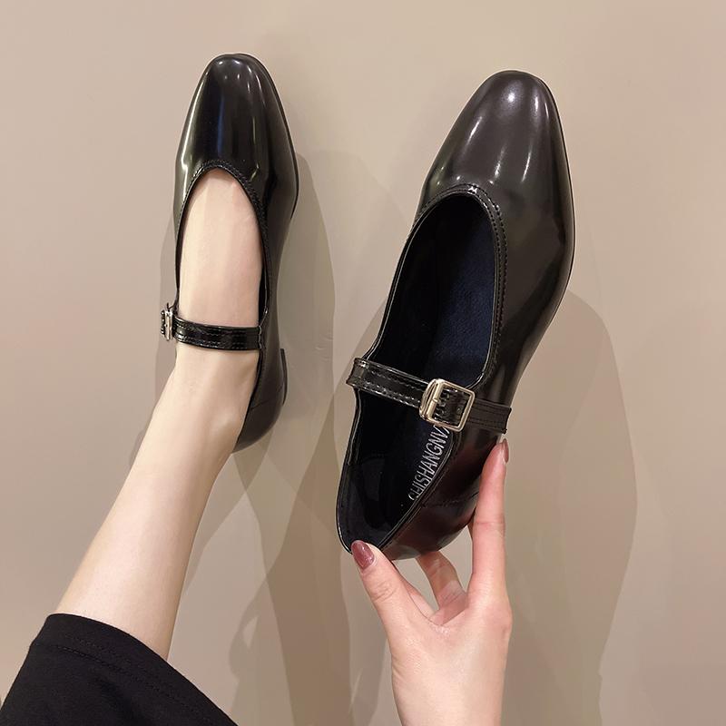 Shoes Woman  Shallow Mouth Casual Female Sneakers Round Toe All -Match Flats New Summer Dress Retro Leisure Basic Rubber Mary