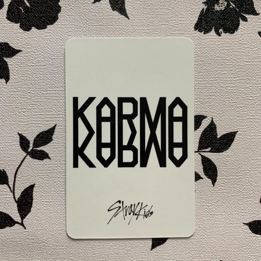 [USED] Straykids Hyunjin Bang Chan KARMA Walmart Trading Cards