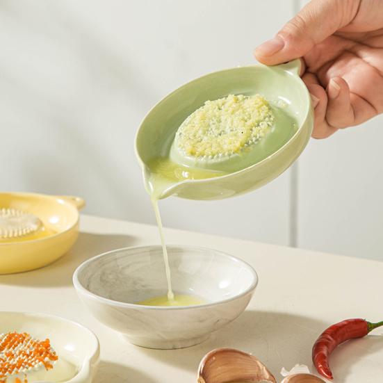 Ceramic Ginger Grinder Portable Grinding Bowl Juicy Delicious Grinding Tool for Grinding Fruits Vegetables Garlic Cheese