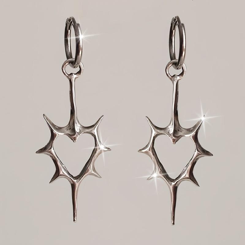 1 Pair Of Retro Gothic Style Thorn Heart Design Earrings, Heart-Shaped Earrings With Spikes, Neutral Earrings Holiday Party Gift