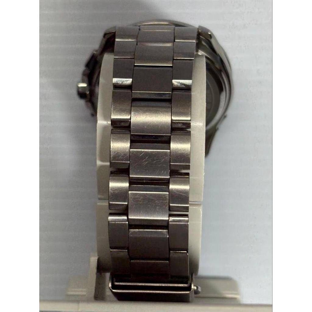 Used Excellent condition, with manual and box! CASIO OCEANUS OCW-T3000-1AJF Radio-controlled Solar, Smartphone Link, Titanium, Chronograph