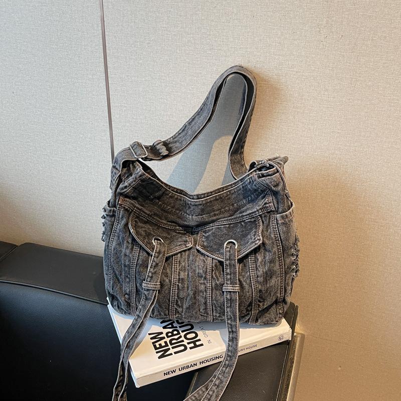 

Retro messenger bag niche design denim bag tote bag shoulder portable large capacity bag women s backpack чорний
