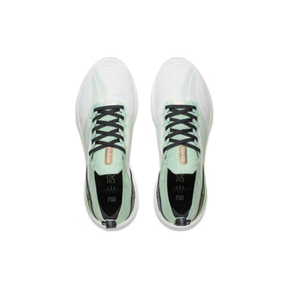 New LINING YueYing 3.0 Pro Running Shoes Men's Low top Green/White ARHU001-3