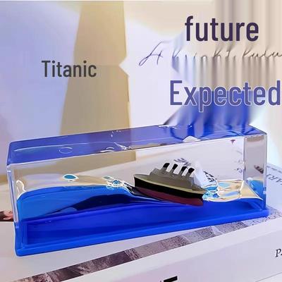 Newcomer Offer: Titanic Fluid Drift Bottle Desk Ornament - Premium Accessory