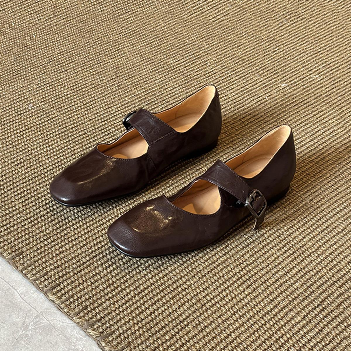 

Sheepskin version~ Retro literary and artistic style with shallow mouth small single shoes women s simple leather comfortable flat Mary Jane shoes 39