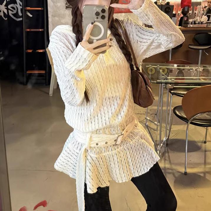 Koreanischer Stil Hohlspitzen-Rüschen-Langarmkleid für Damen, neues Frühjahrs- und Herbst-Nischen-Halbdurchsichtiges Design Kapuzenpullover-Kleid