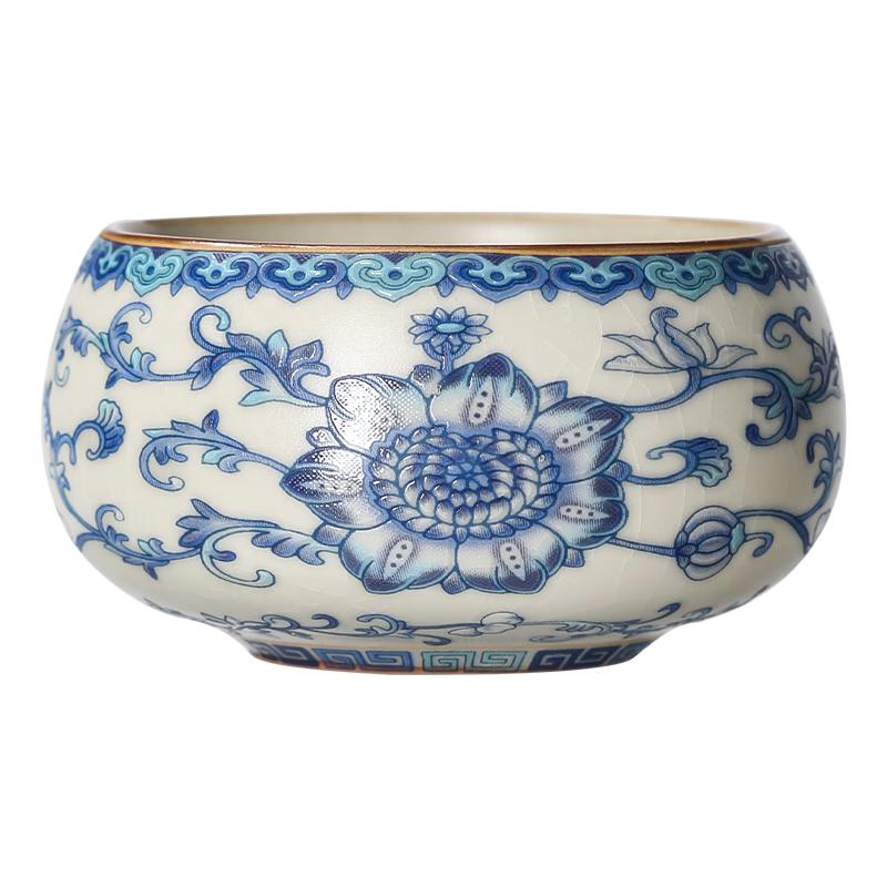 

Bu Zhuo Dan Lihua Ceramic Master Personal Tea Cup