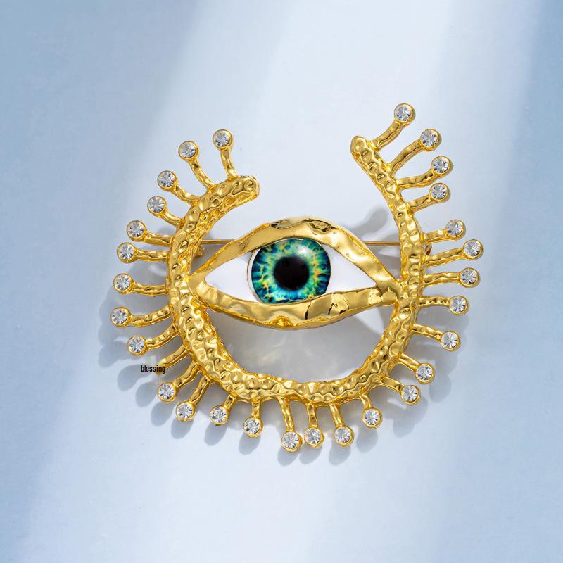 Dilly Snow Blue Evil Eye Brooch - Retro Corsage Pin with Turkish & American Influence