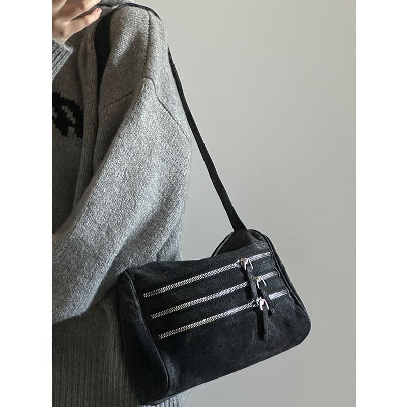 IELGY Washed Denim Bag, Fashionable Retro Small Square Bag, Versatile Shoulder Messenger Bag