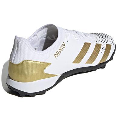 Scarpe speciali per sport – Scarpe da calcio