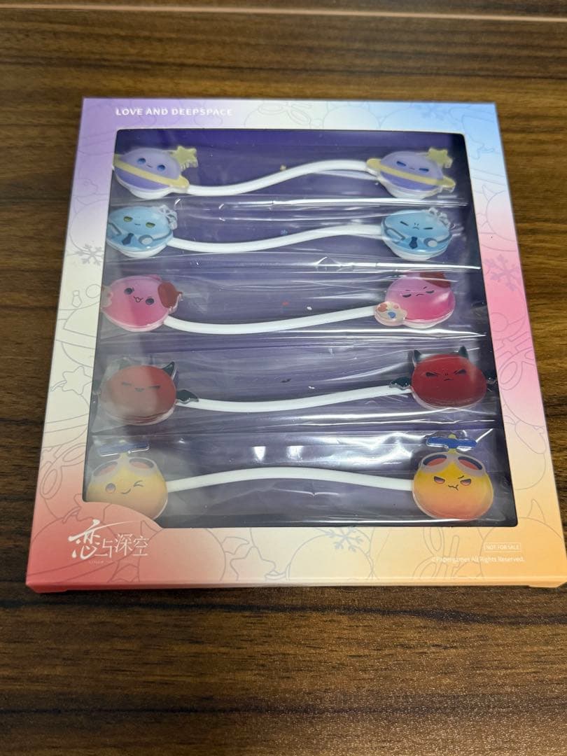 

[USED] Love and Deep Sky Official Bonus Cable Holder Dango