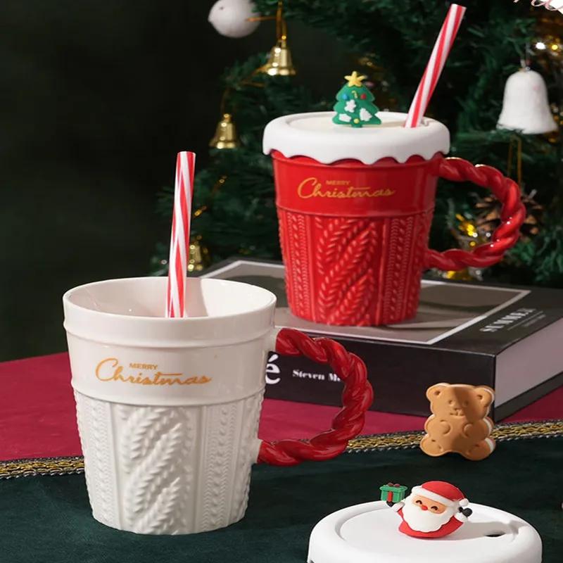 Mug de Noël Créatif Arbre de Noël Mug à Eau en Céramique Haute Apparence Tasse en Céramique Horizontale avec Paille Couverte Avec Main Cadeau YLE035