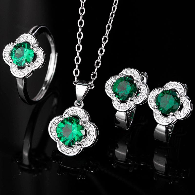 

Набор «Бриллиантовый лотос»: Желтый кулон, серьги с зелеными бриллиантами и кольцо с драгоценным камнем для женщин Cross Chain White Gold [40+5cm] белый