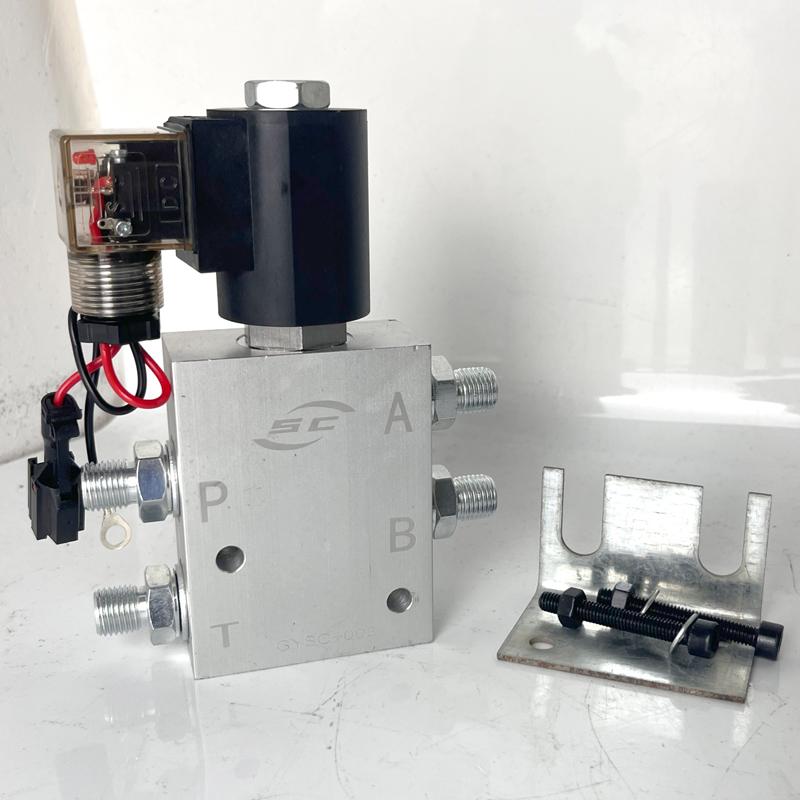 Excavator quick change connector hydraulic solenoid