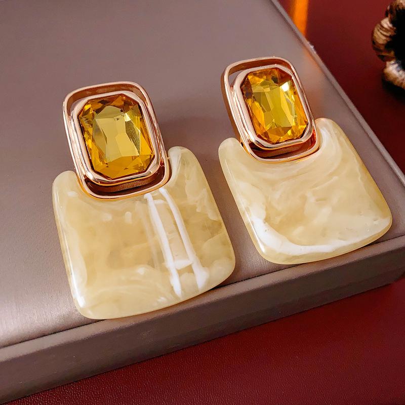 Kolczyki plisowane w kształcie litery U z efektem ombre Silver Needle: Retro Ekstrawagancki High-Endowy Styl Europejski i Amerykański dla Kobiet