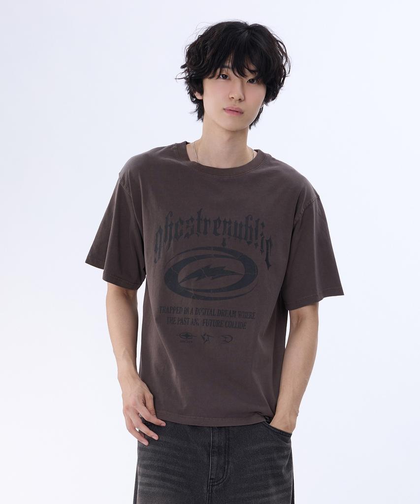 GHOST REPUBLIC Cracked Graphic Logo Pigment Short Sleeve T-Shirt Gt-382_Brown