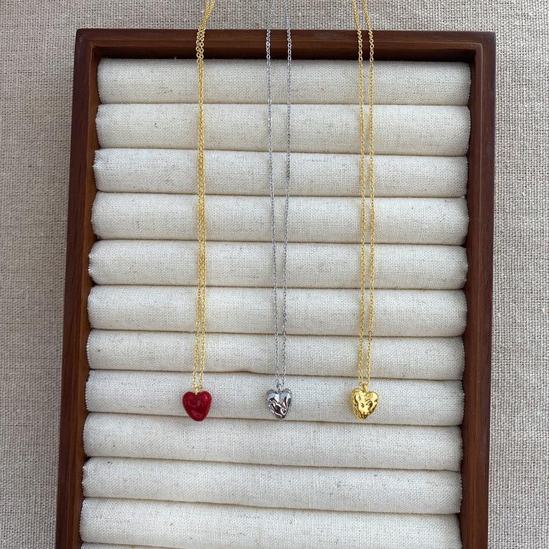 Korean Niche Hammered Meteorite Enamel Necklace with Red Heart Pendant