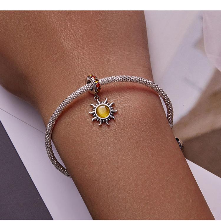 Everlove Minimalist Sun & Stars Sterling Silver Bracelet with Gold Glass and Zircon Charms - SCC2210