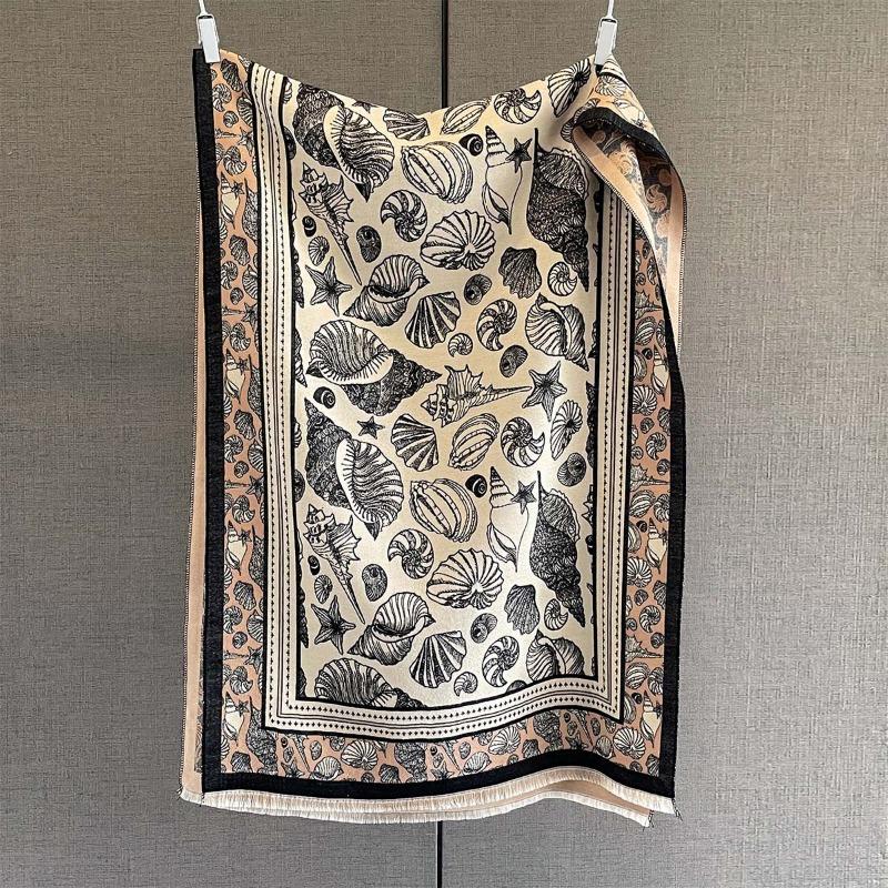 Autumn New Cashmere Tassel Scarf Women's Fashion Age-reducing Jacquard Scarf Warm and Thickened Large Shawl