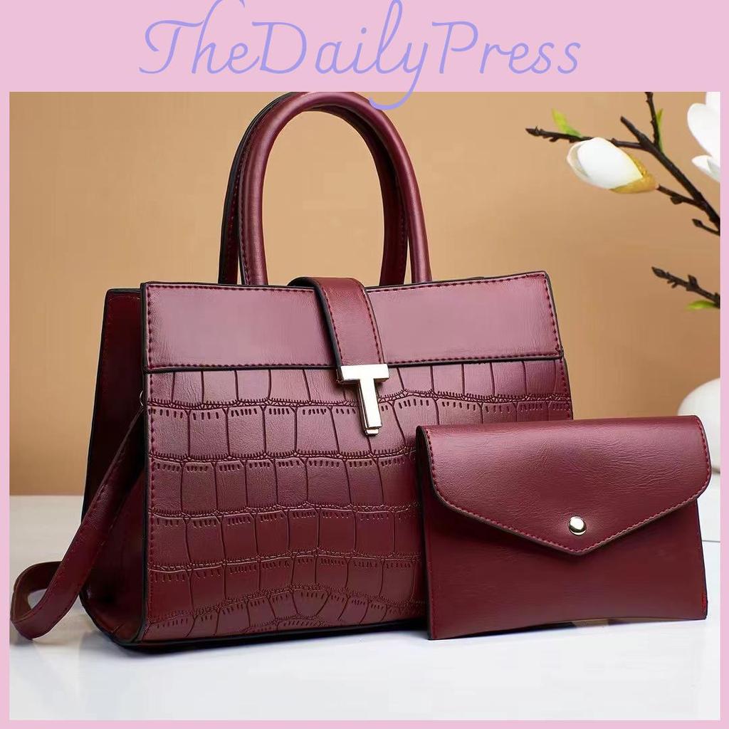 Color Solid Classic Women Shoulder Bag Soft Structure Versatile Travel Design