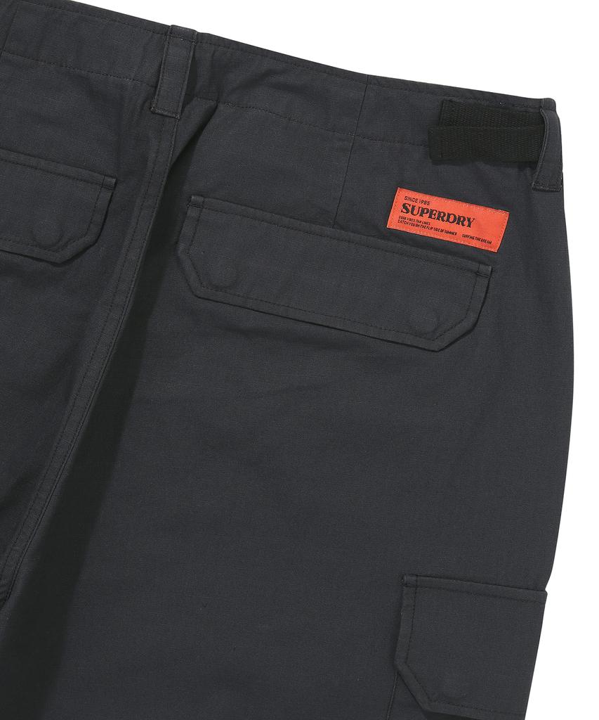 Syupeodeulai Cargo Parachute Pants Black