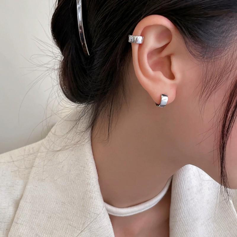 2025 Shiny Wide Hoop Earrings - Niche, Stylish, and Versatile Ear Bone Rings for Women