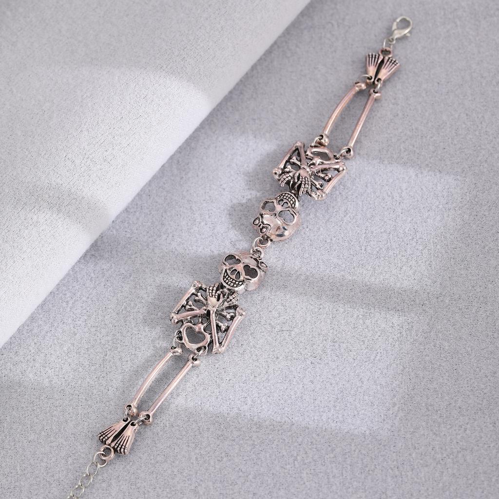Gothic Exaggerated Skull Skeleton Bracelet for Women Men Retro Creative Quirky Halloween Jewelry