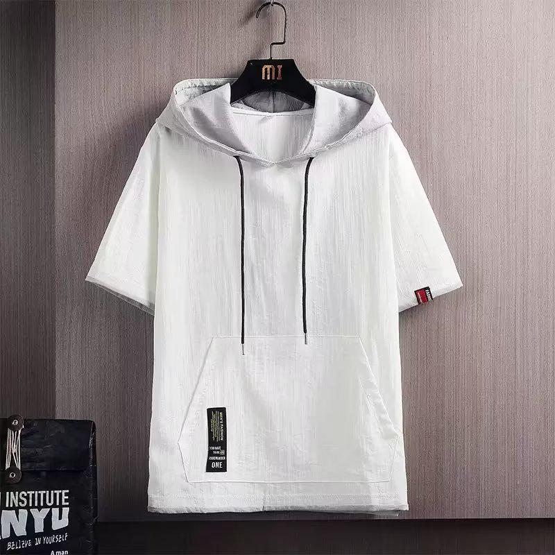 Pánské oversized tričko s kapucí v hongkongském stylu – módní trend léta 2024