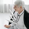1.8X Page Magnifying Lens Magnifying Glass for Seniors Reading Flexible Gooseneck Neck Wear Page Magnifiers