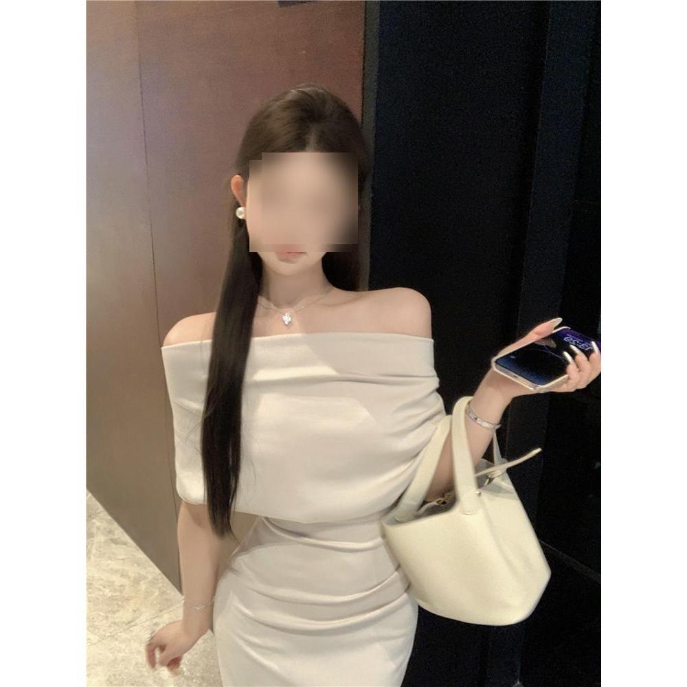 Temperament One-word Off-the-shoulder Irregular Dress New Casual Women's Summer Pleated Design Hip-wrapped Dress