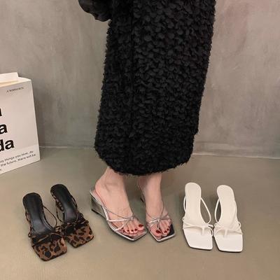 Sommer Neuer Stil Leopard Damen Mode Keilabsatz Hausschuhe Elegante Kleider Slides Design Stil Bankett Party Sandalen Schuhe