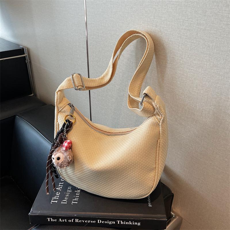 Popular Bags Women's Autumn and Winter Fashion Shoulder Bag Retro Commuter Messenger Dumpling Bag