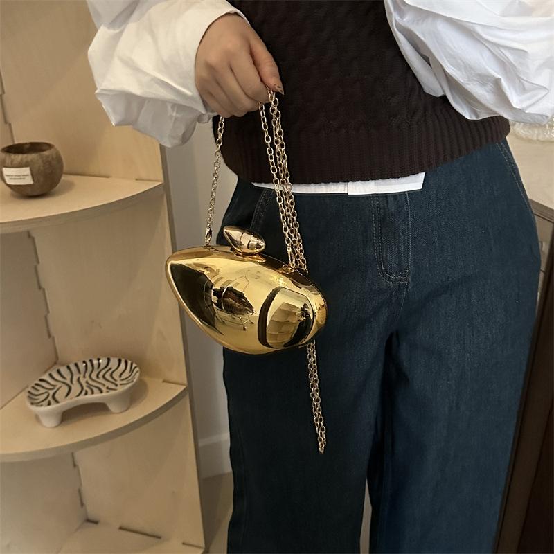 Women's bag 2025 new European and American personalized mango shape acrylic bag ins Internet celebrity chain messenger box bag tide