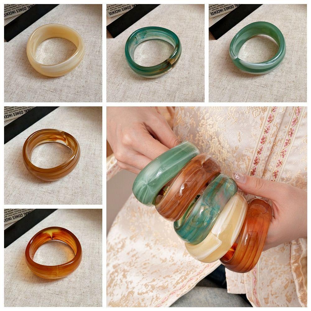 Resin Round Wide Bracelet Exaggerated Retro Geometric Bangle Unique Irregular Acrylic Bangle  Women