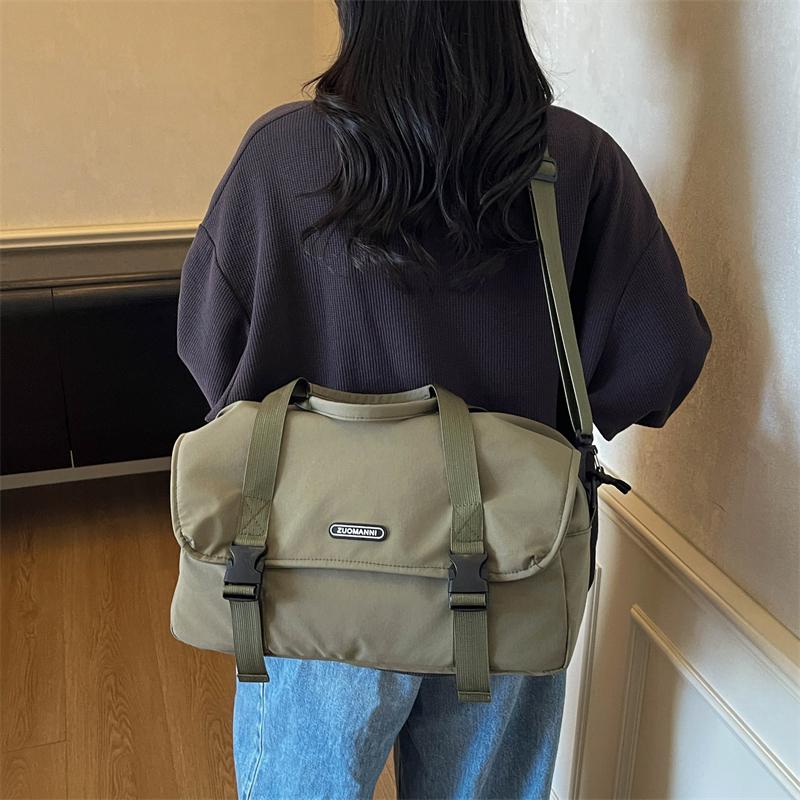 Travel Bag Large Capacity Weekender Overnight Carry on Duffle Bags Sports Fitness Gym Bags for Women