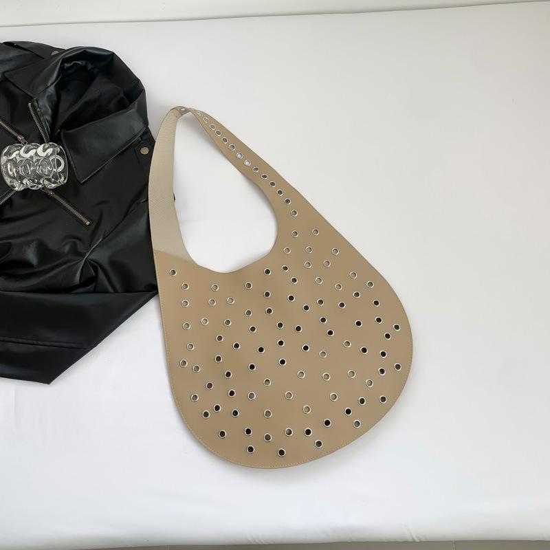 

2025 spring and summer new texture hollow casual bag this year popular Korean version bag women s casual shoulder armpit bag хакі
