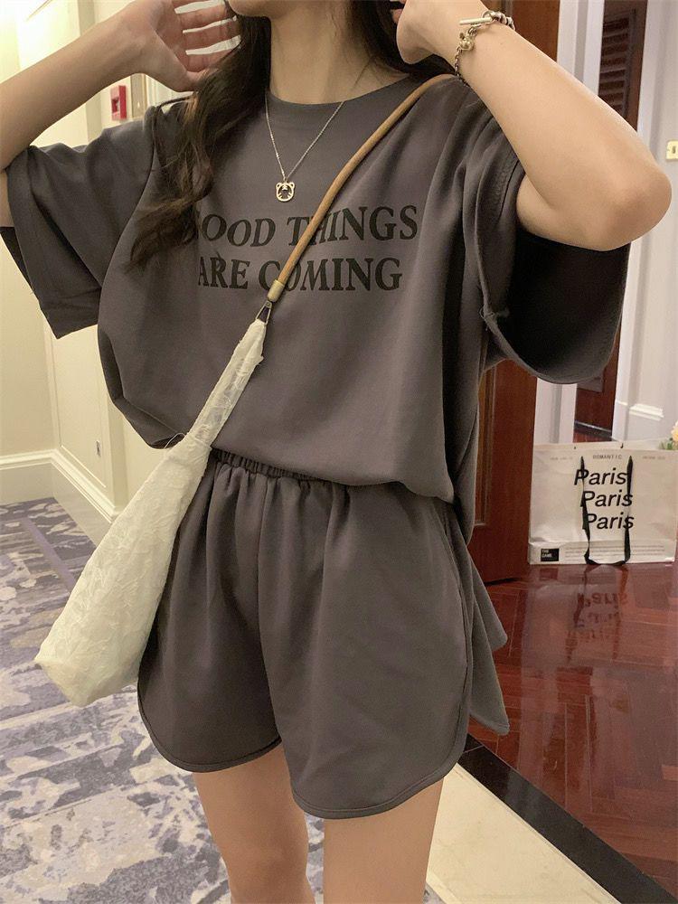 Women's Summer 2024 Korean & Hong Kong Style Fashion: Short Sleeve Top and Wide-Leg Shorts Two-Piece Set