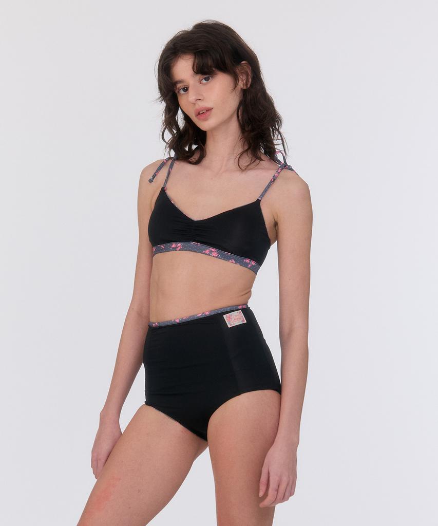 Lupeulupeu Shirred Reversible Bikini Top [Rosy Dot Dark Grey]