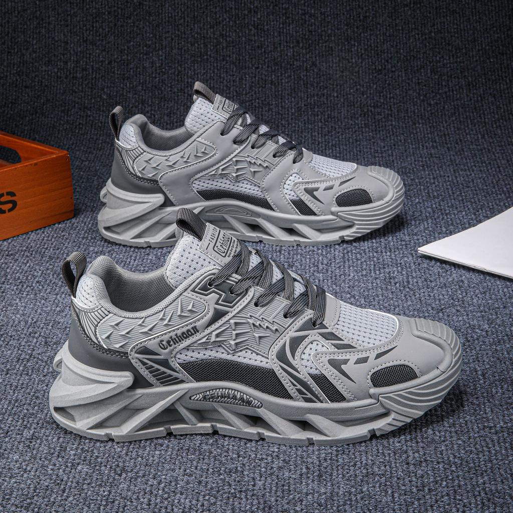2025 New Summer Mesh Breathable Thin Trend Versatile Sports and Leisure Shoes Dad Shoes Silver Fashion Men's Shoes
