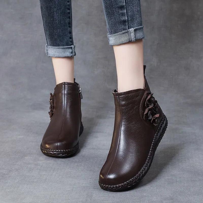 Chinese Style Winter Genuine Leather Cotton Shoes, Women's Mom Shoes, Warm Short Boots Middle-aged and Elderly with Plush Leather Cotton Boots