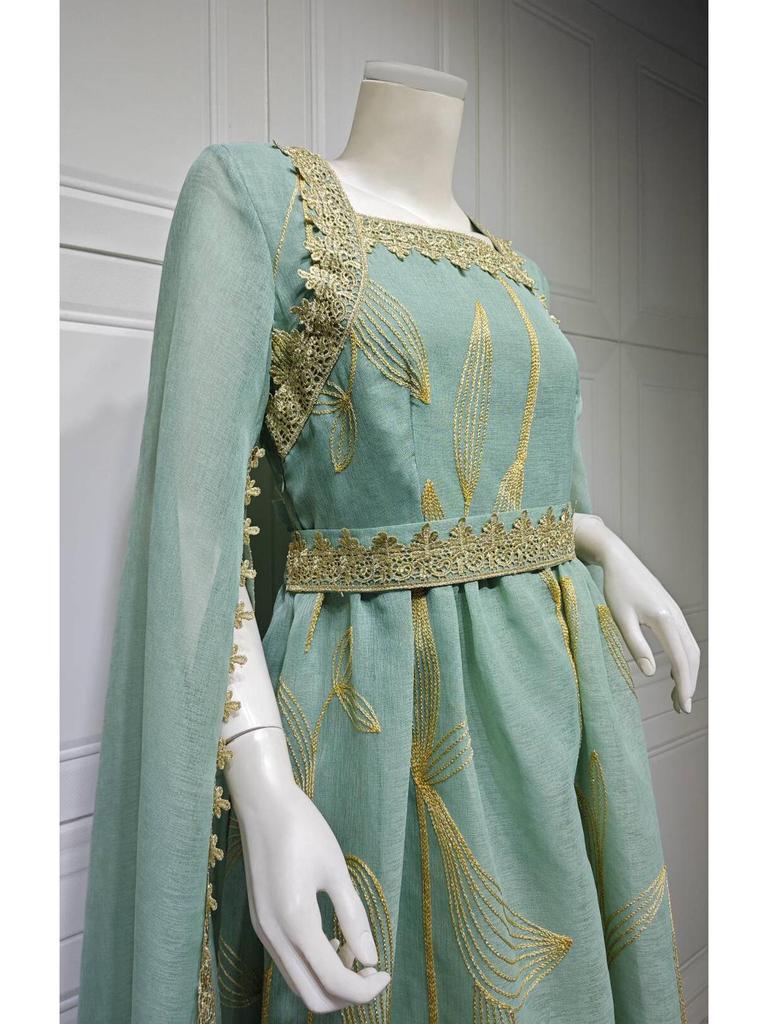 Women's Floral Embroidered Muslim Robe Dress - Oman & Dubai Style