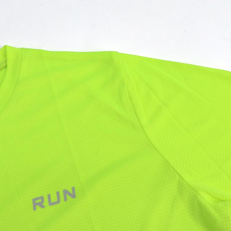 Men's Quick-Dry Round Neck Short Sleeve Marathon Training T-Shirt